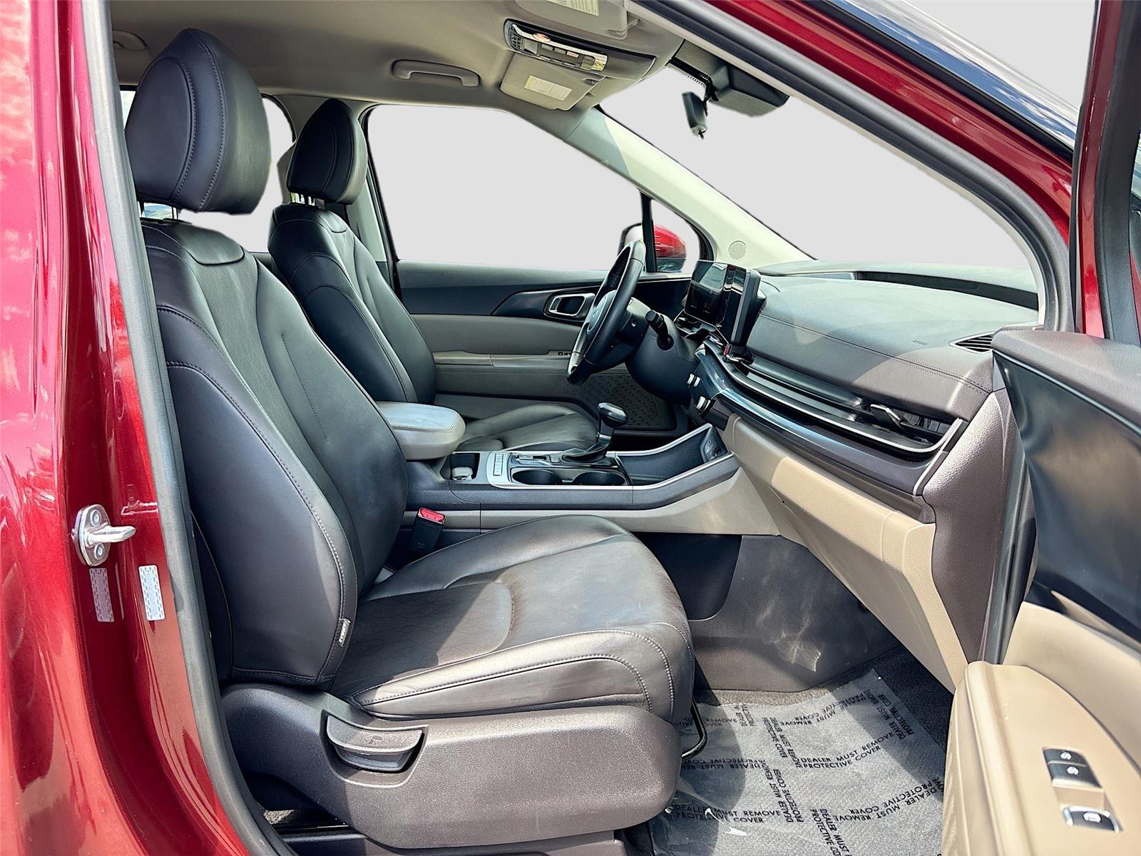 2025 Kia Carnival LXS