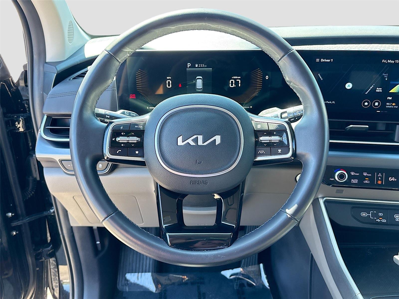 2025 Kia Carnival LXS