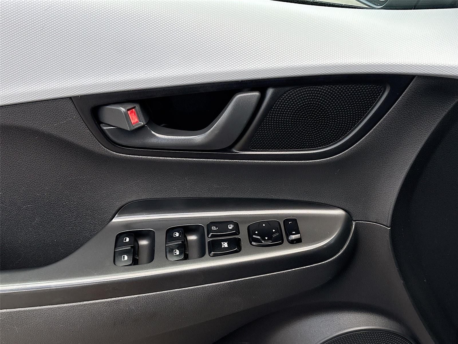 2020 Hyundai Kona SEL Plus