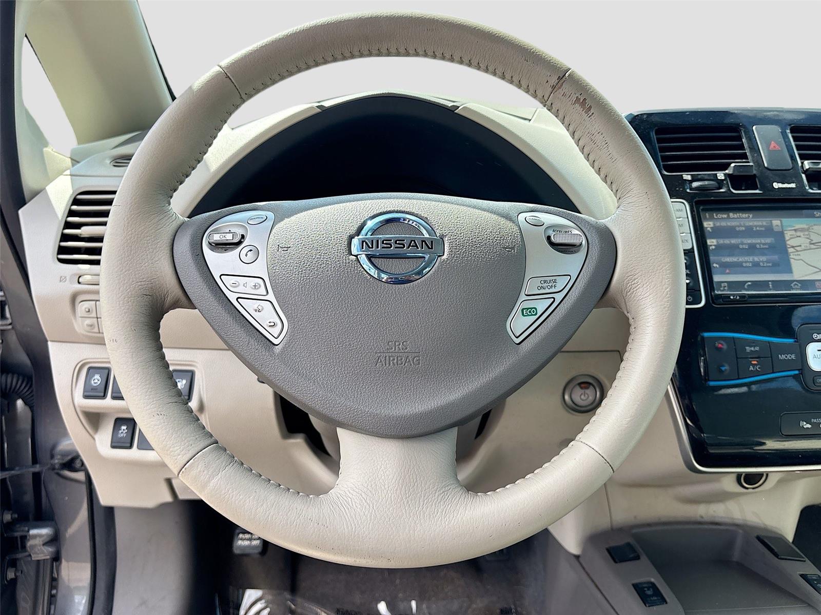 2016 Nissan LEAF SV