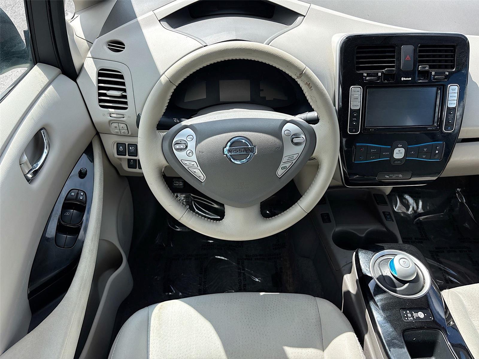 2016 Nissan LEAF SV