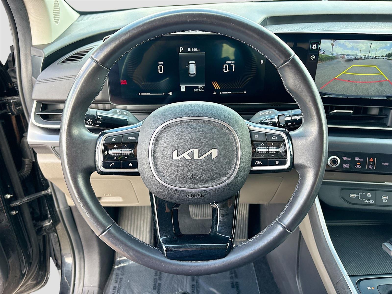 2025 Kia Carnival LXS