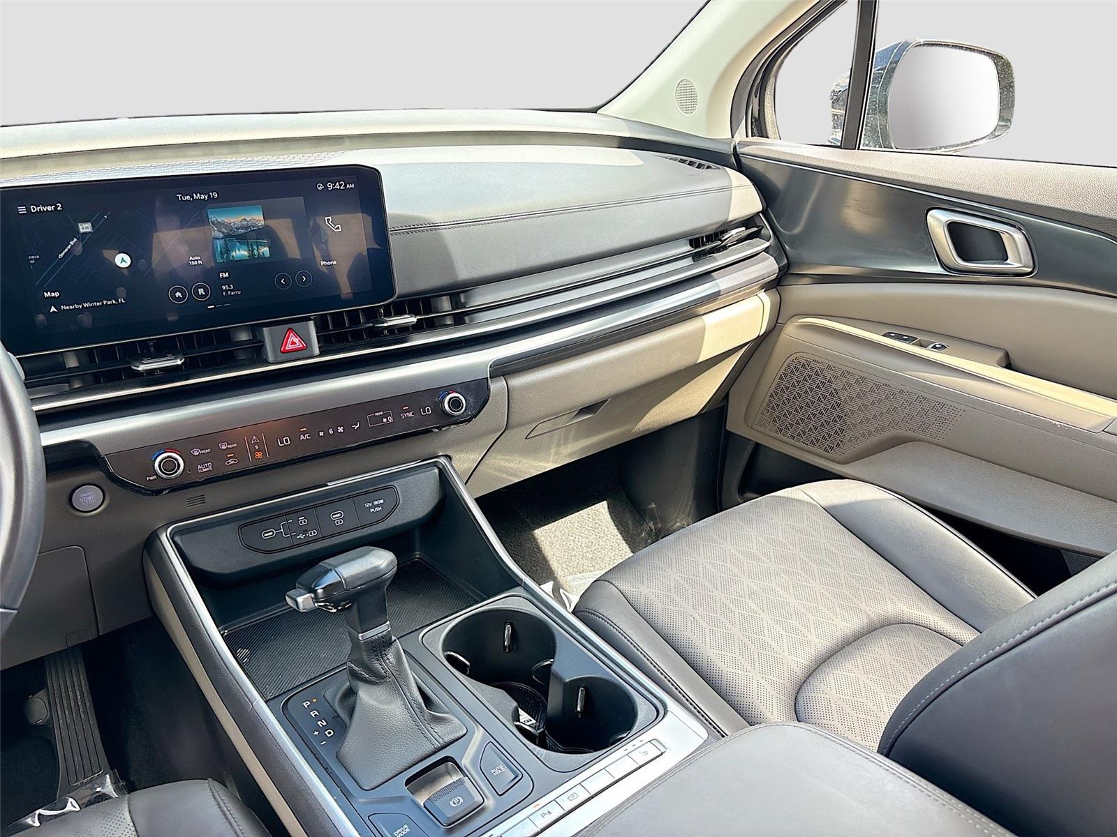 2025 Kia Carnival LXS