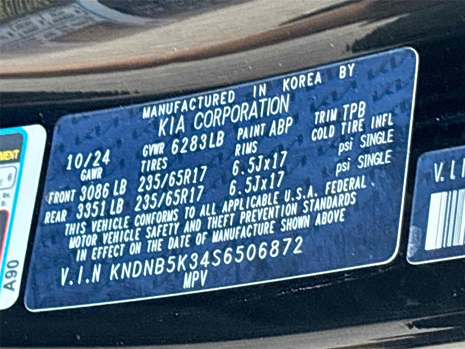 2025 Kia Carnival LXS