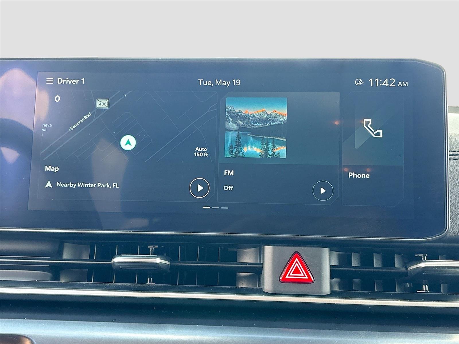 2025 Kia Carnival LXS