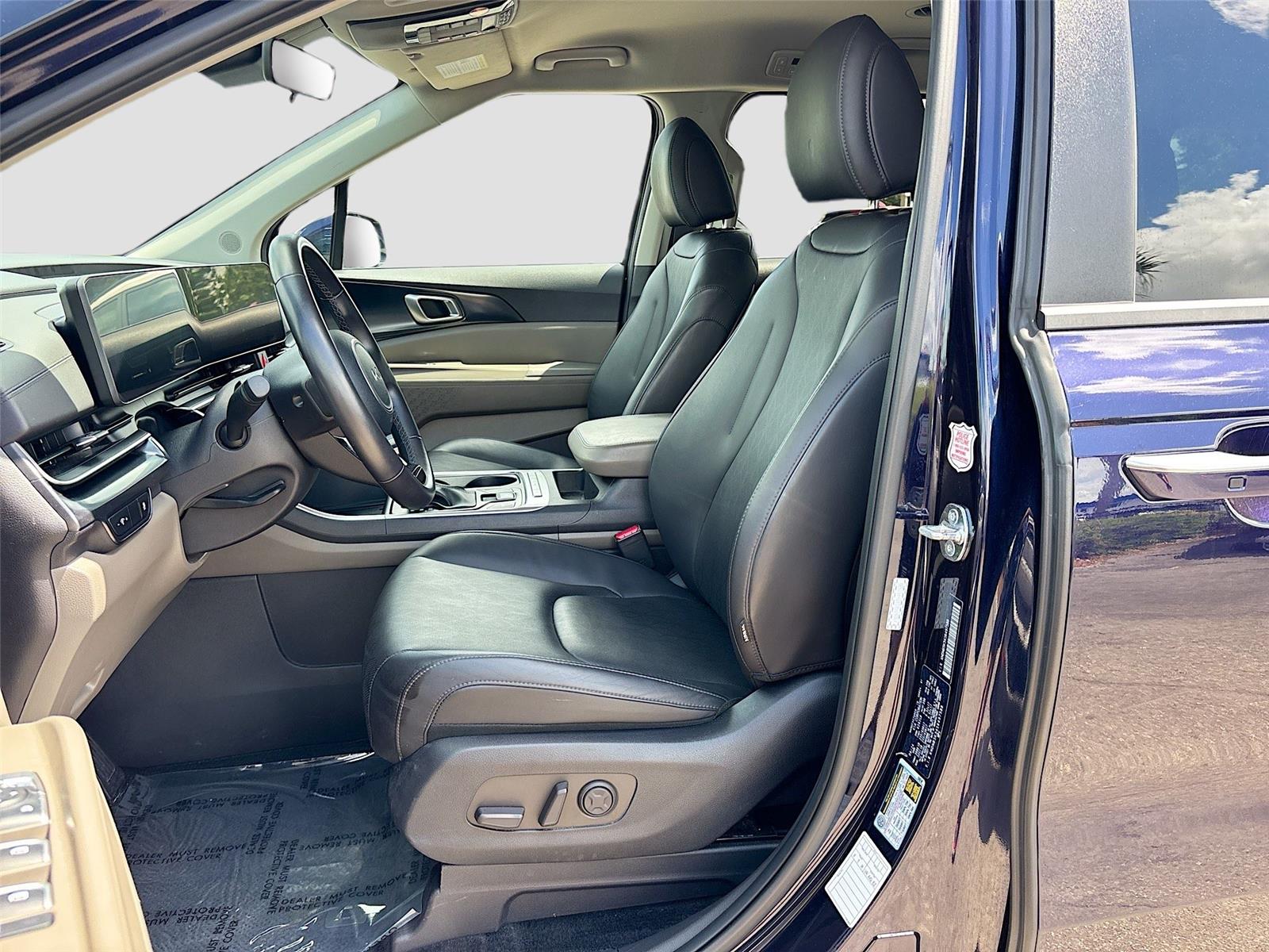 2025 Kia Carnival LXS