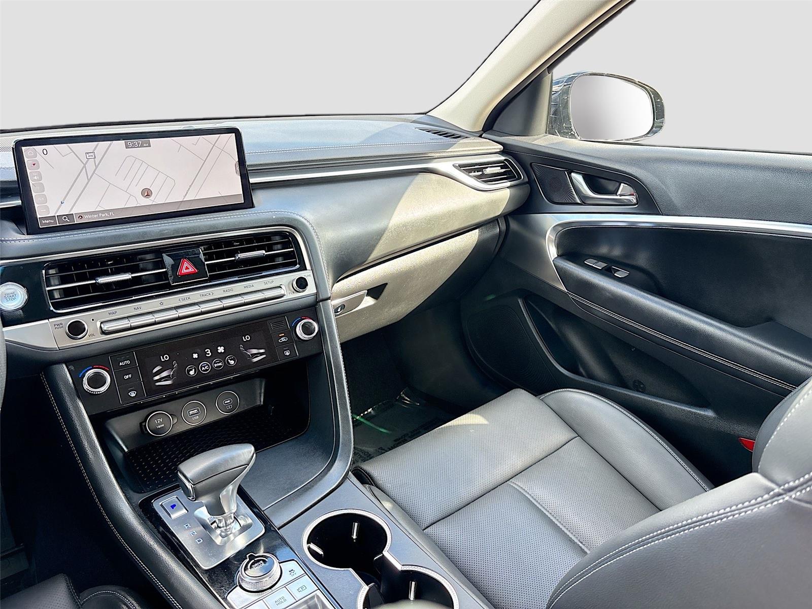 2025 Genesis G70 2.5T