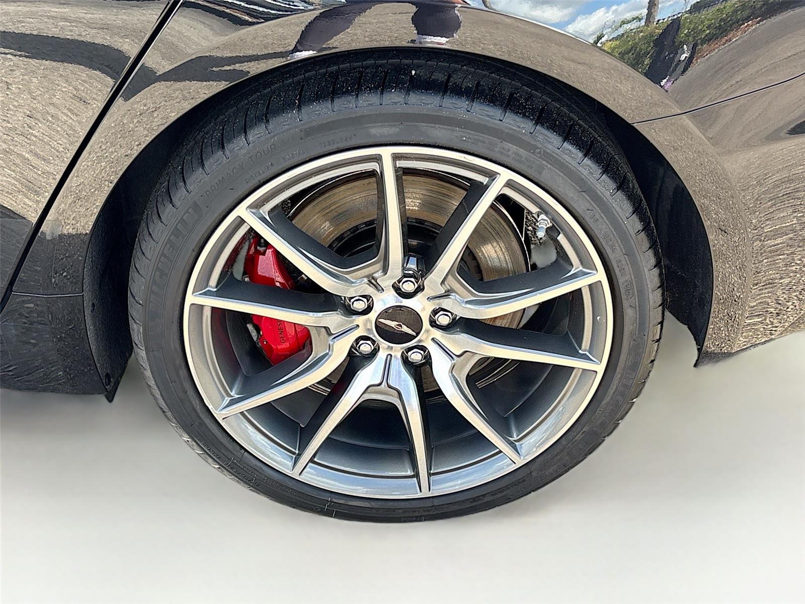 2025 Genesis G70 2.5T
