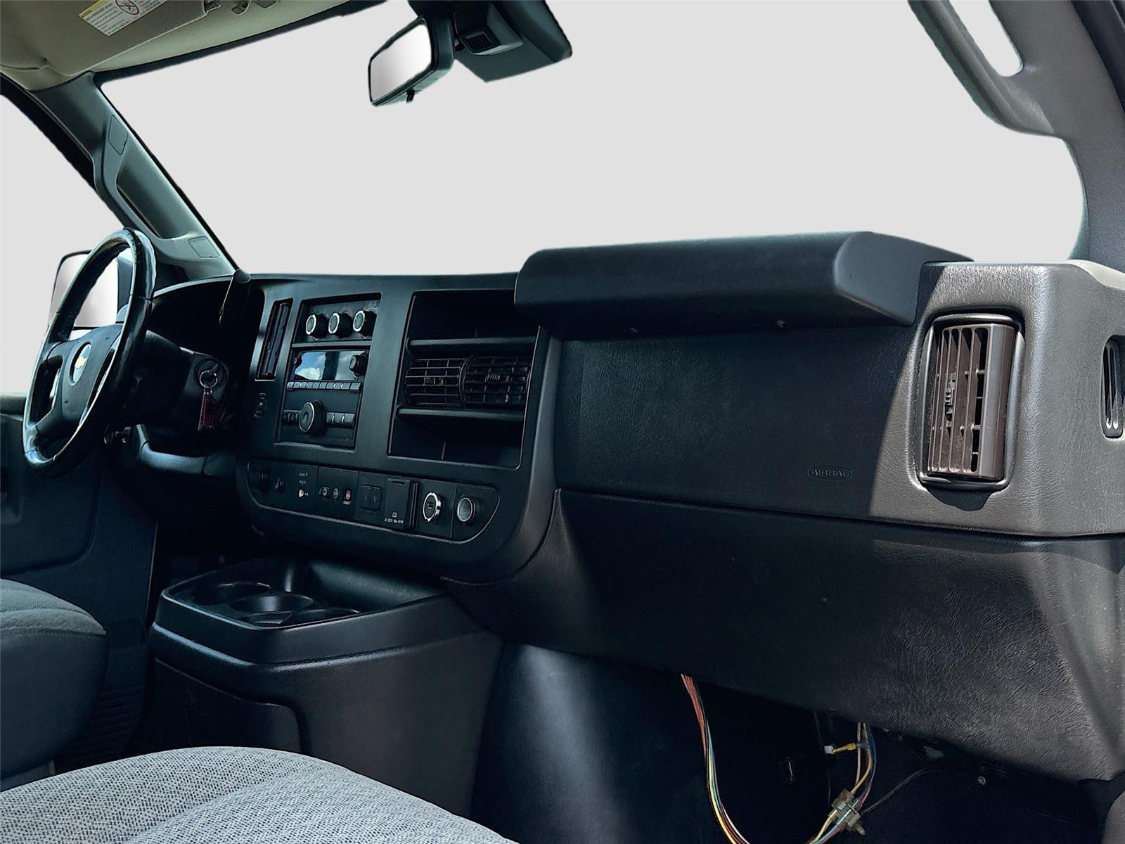 2020 Chevrolet Express Passenger LT