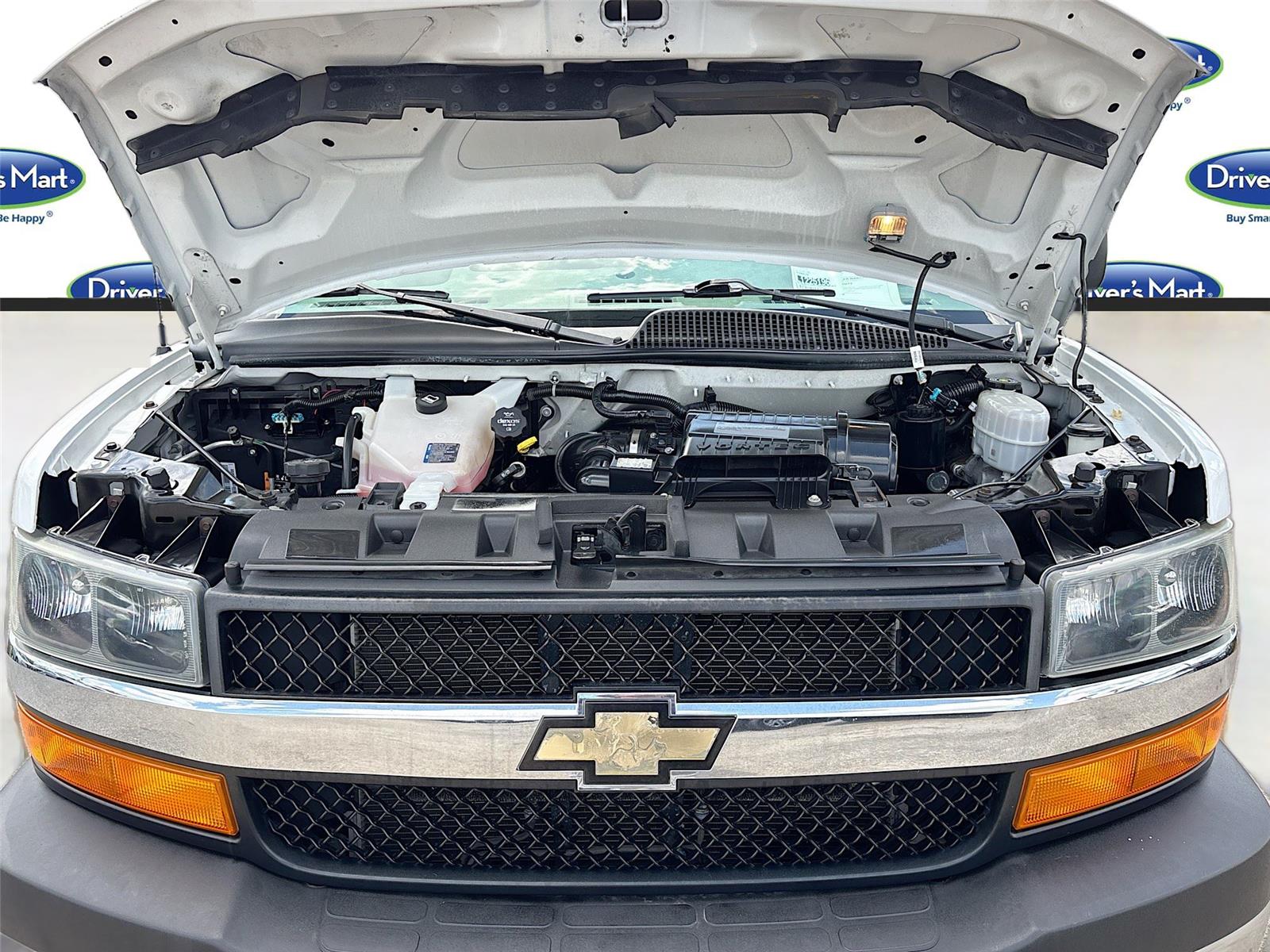 2020 Chevrolet Express Passenger LT