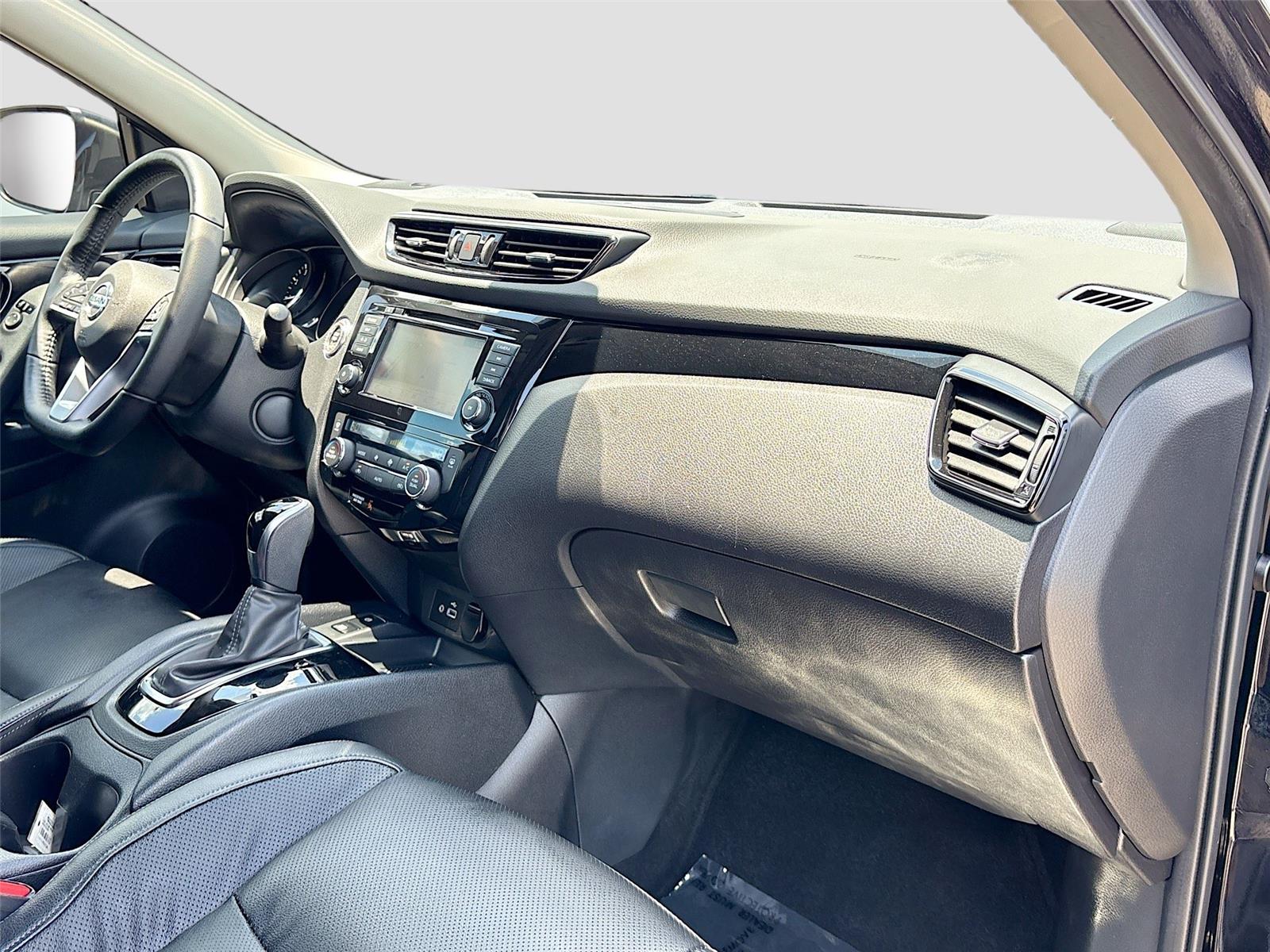 2021 Nissan Rogue Sport SL