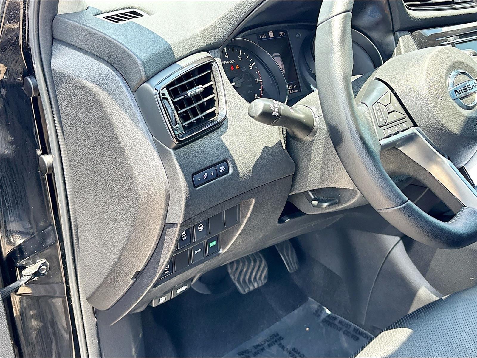 2021 Nissan Rogue Sport SL