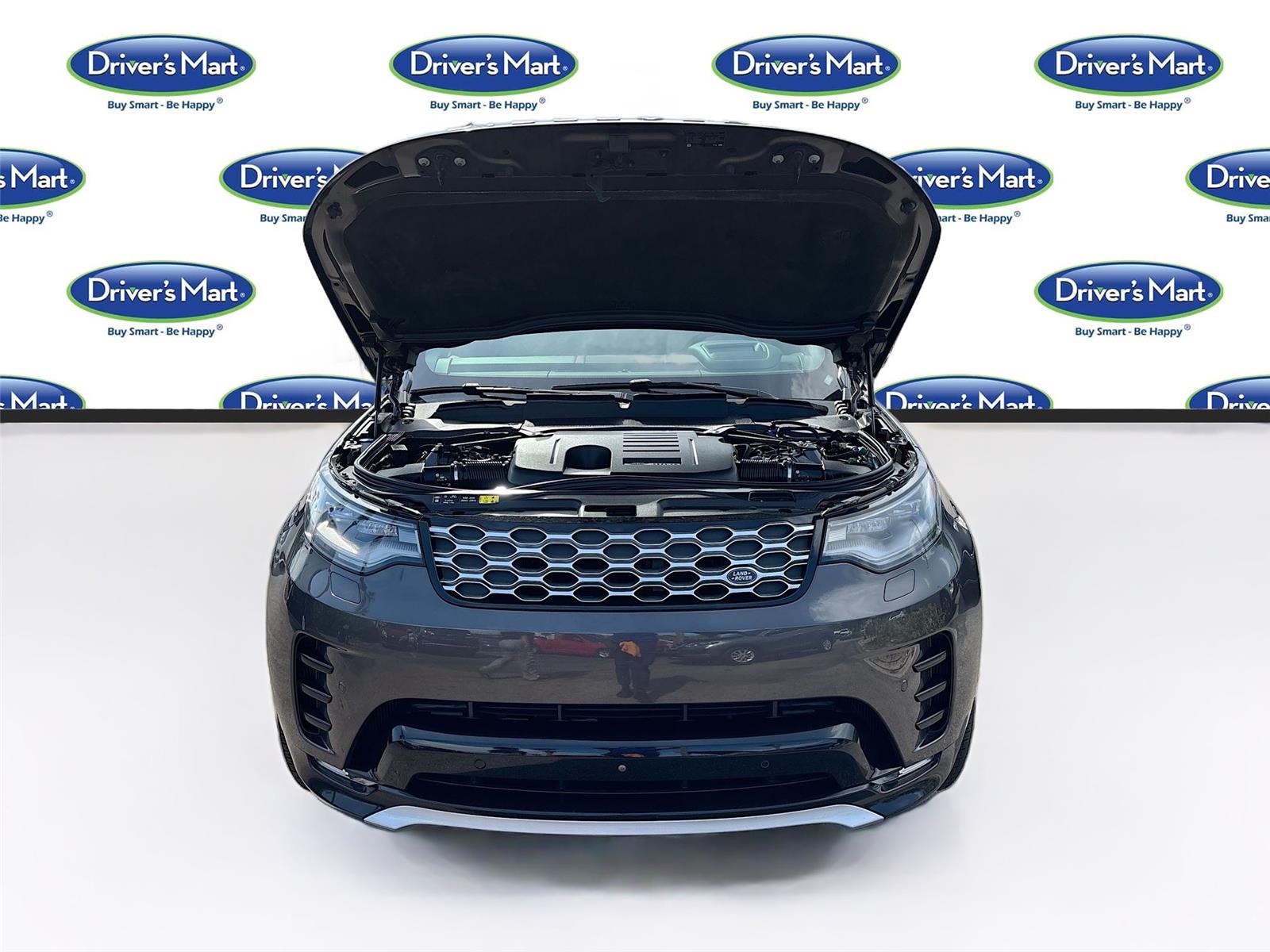 2024 Land Rover Discovery Metropolitan Edition