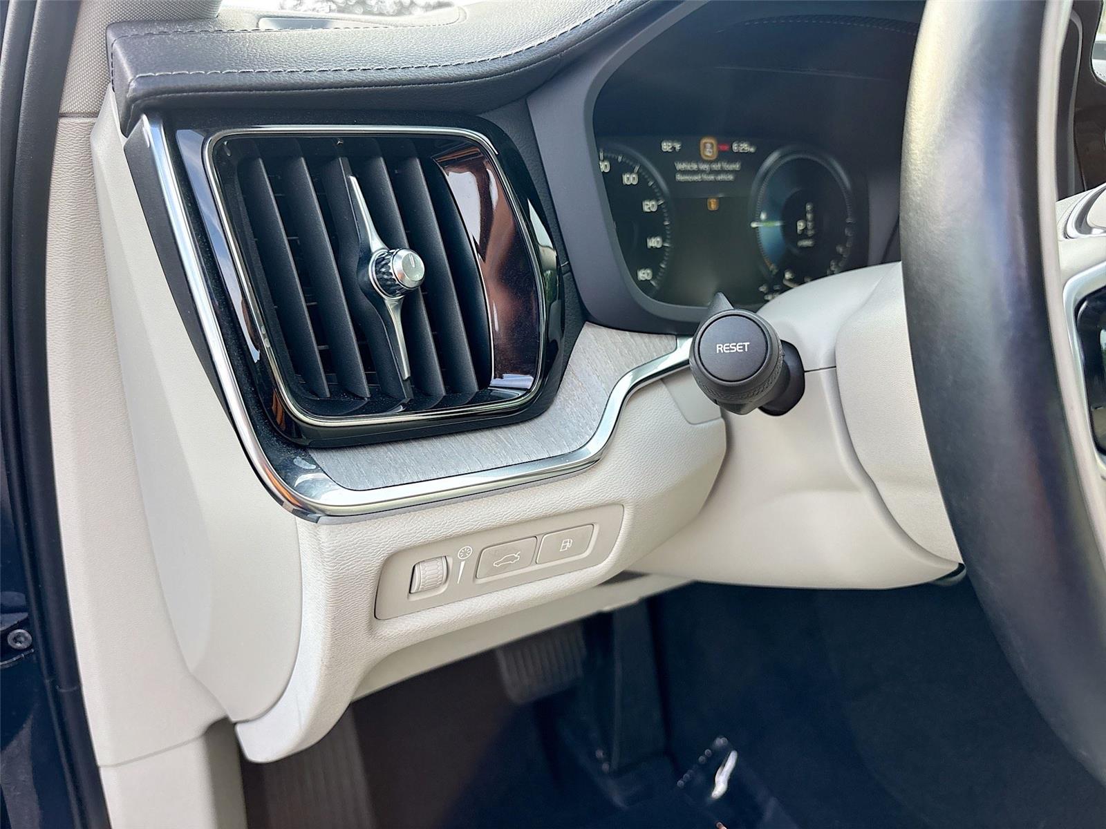 2022 Volvo S60 Recharge Plug-In Hybrid Inscription