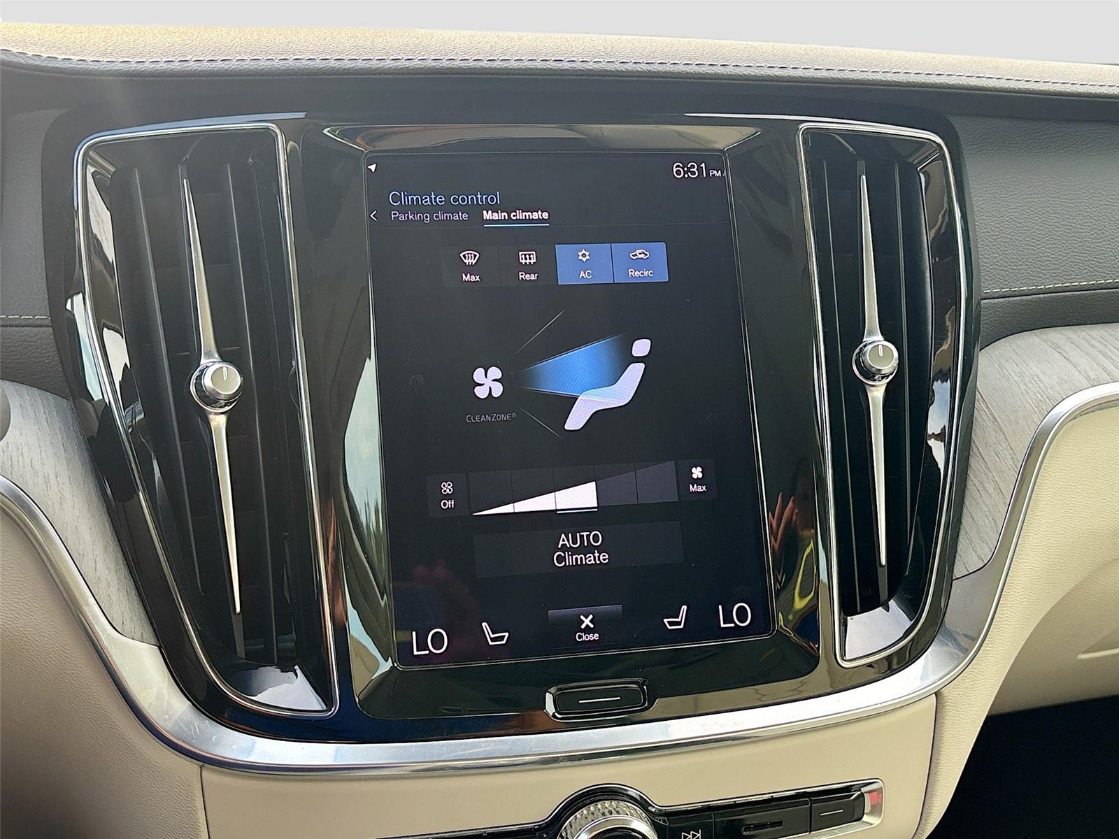 2022 Volvo S60 Recharge Plug-In Hybrid Inscription
