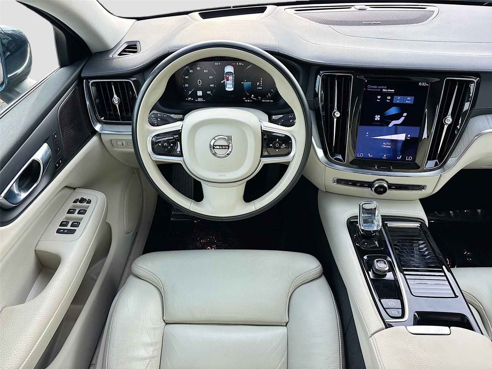 2022 Volvo S60 Recharge Plug-In Hybrid Inscription
