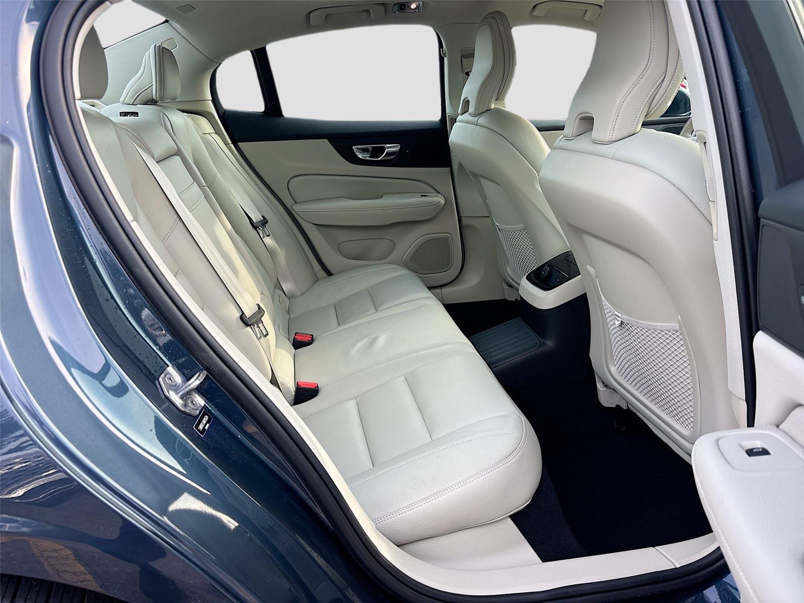 2022 Volvo S60 Recharge Plug-In Hybrid Inscription