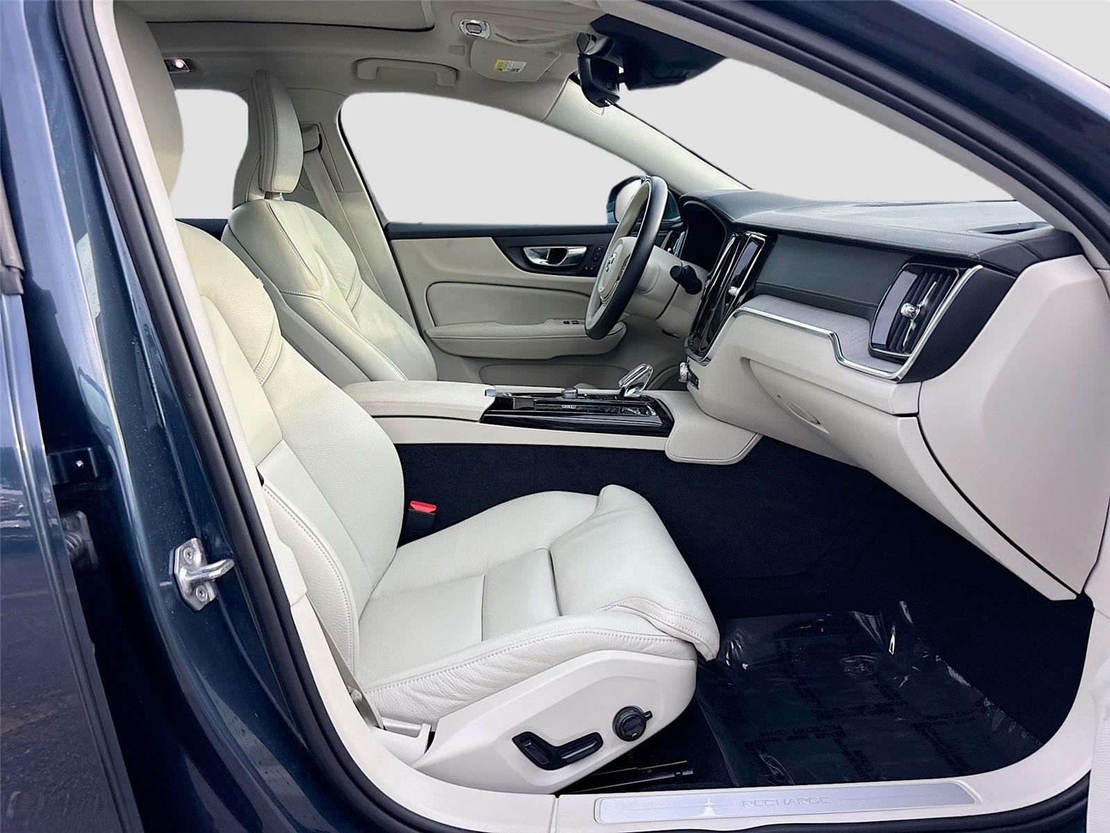 2022 Volvo S60 Recharge Plug-In Hybrid Inscription