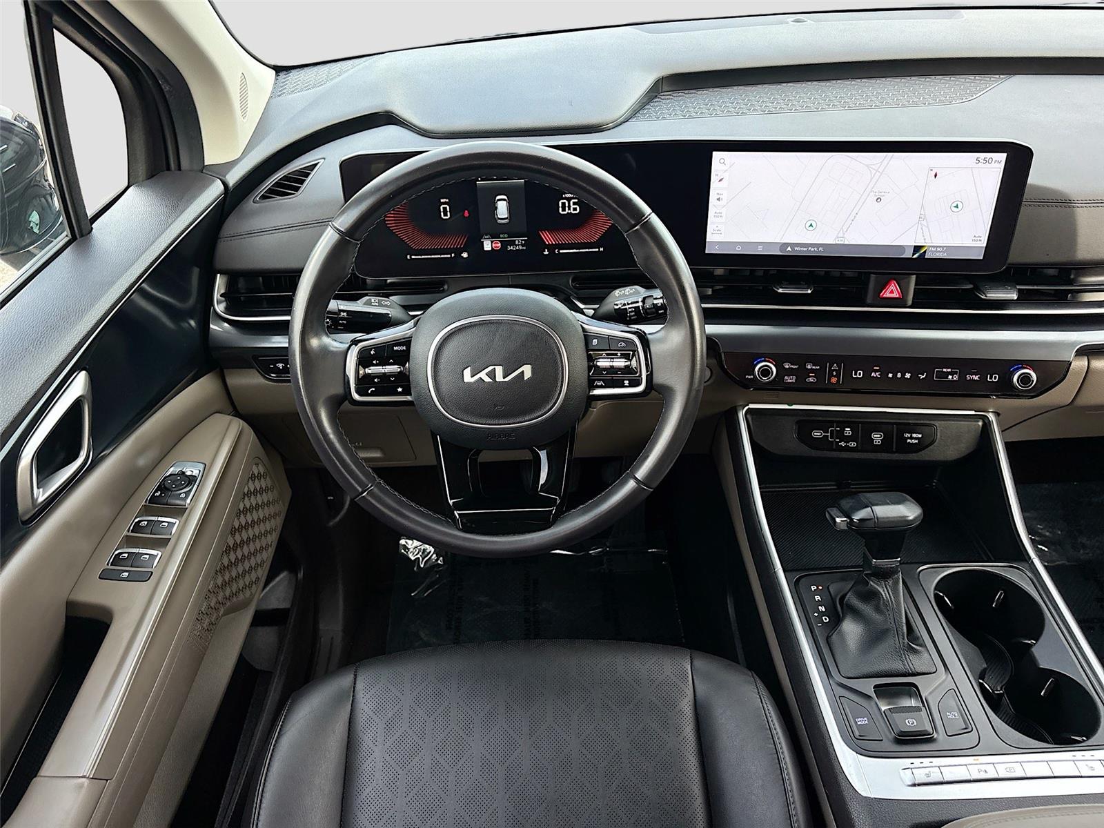 2025 Kia Carnival LXS