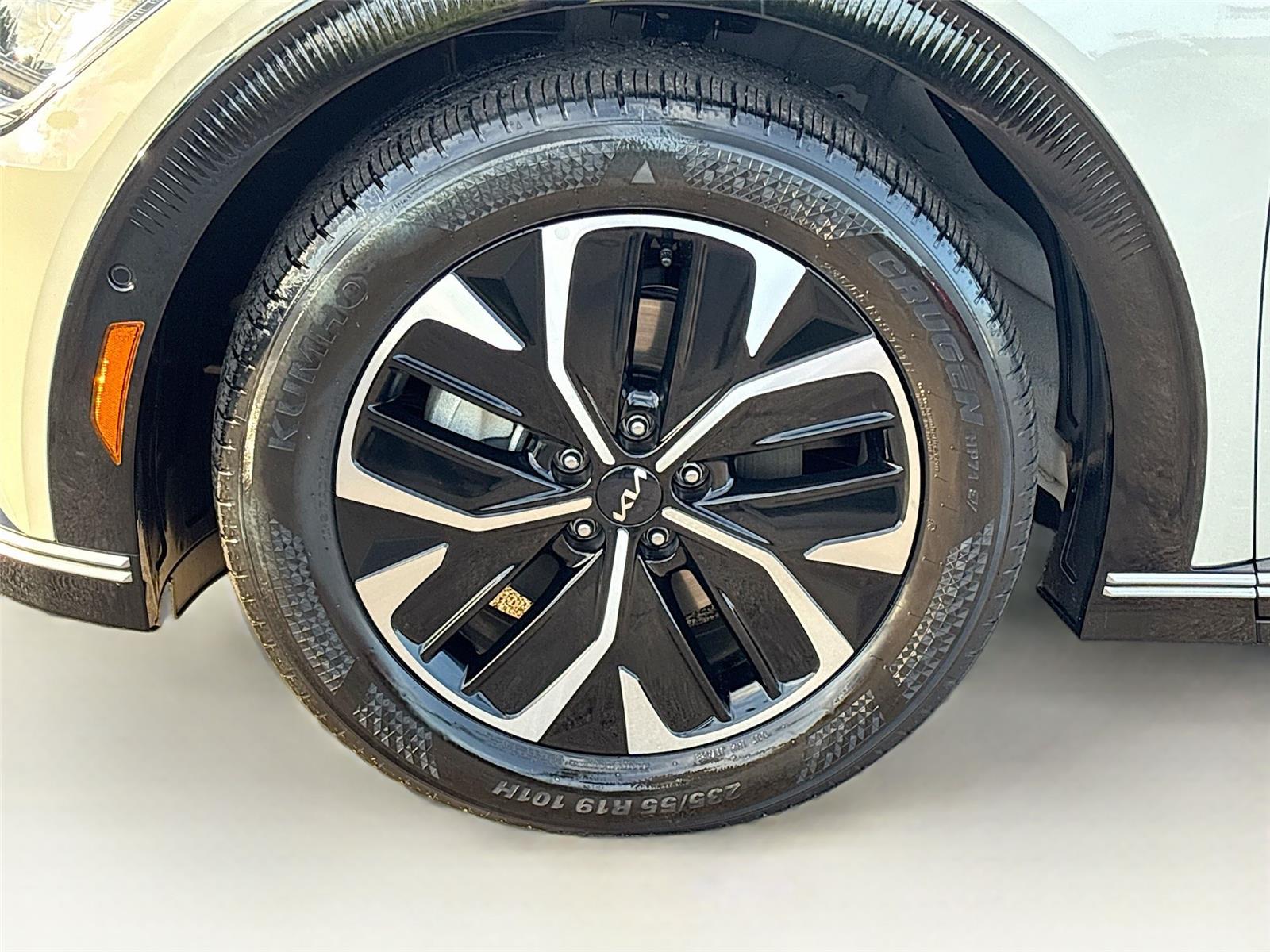 2023 Kia EV6 Wind