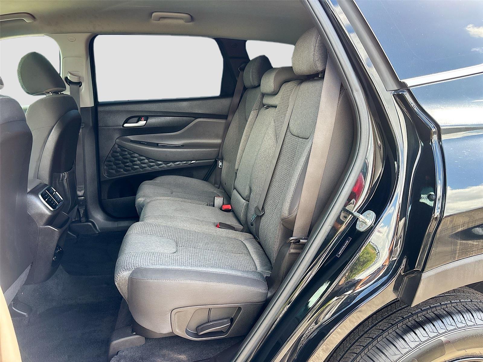 2020 Hyundai Santa Fe SE