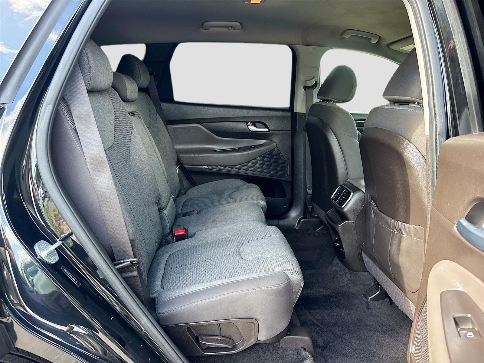2020 Hyundai Santa Fe SE