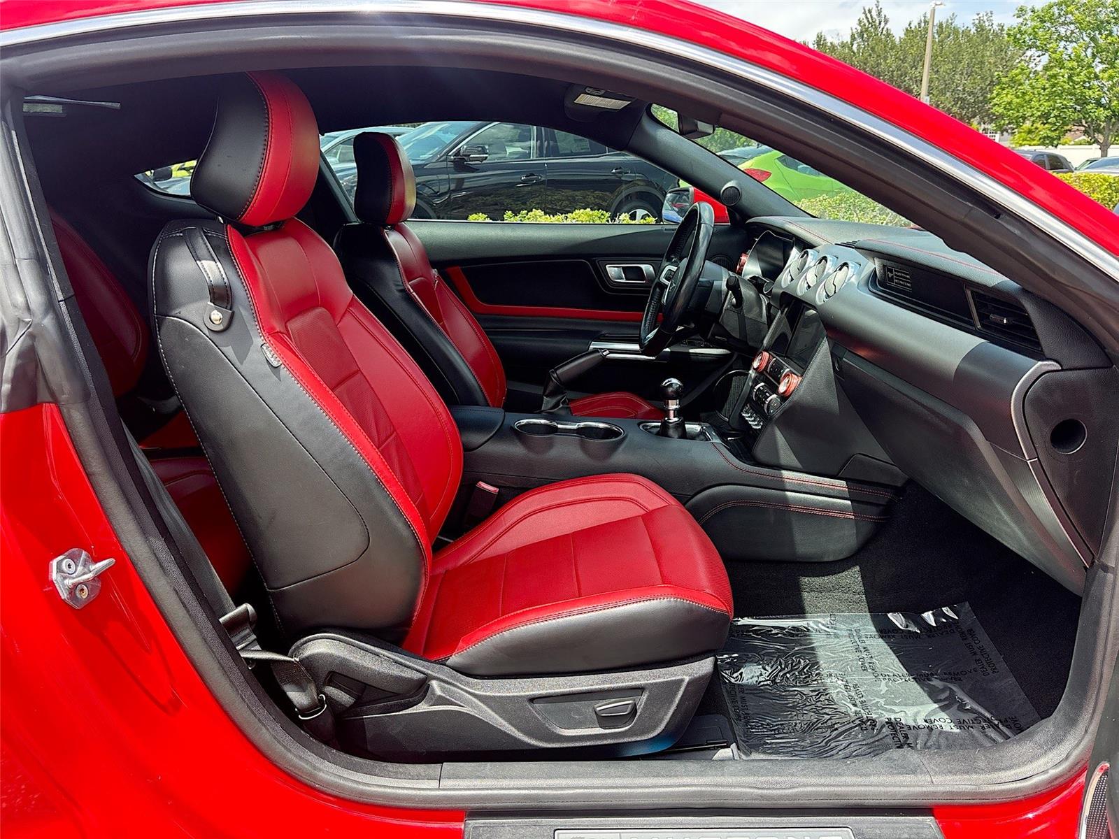 2020 Ford Mustang EcoBoost Premium