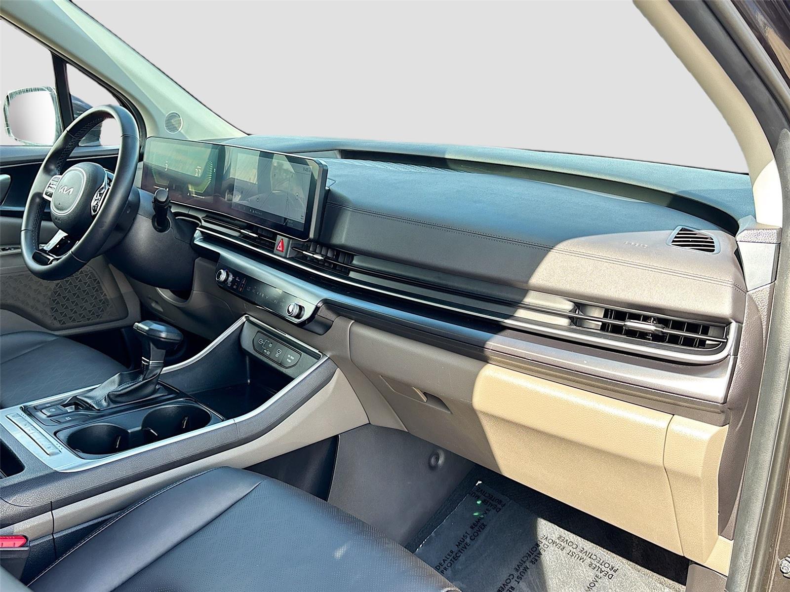 2025 Kia Carnival LXS
