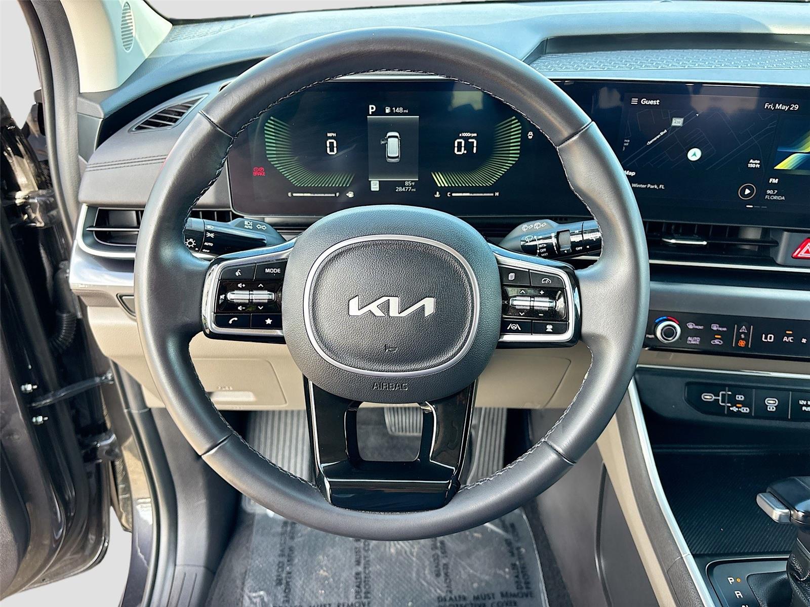 2025 Kia Carnival LXS