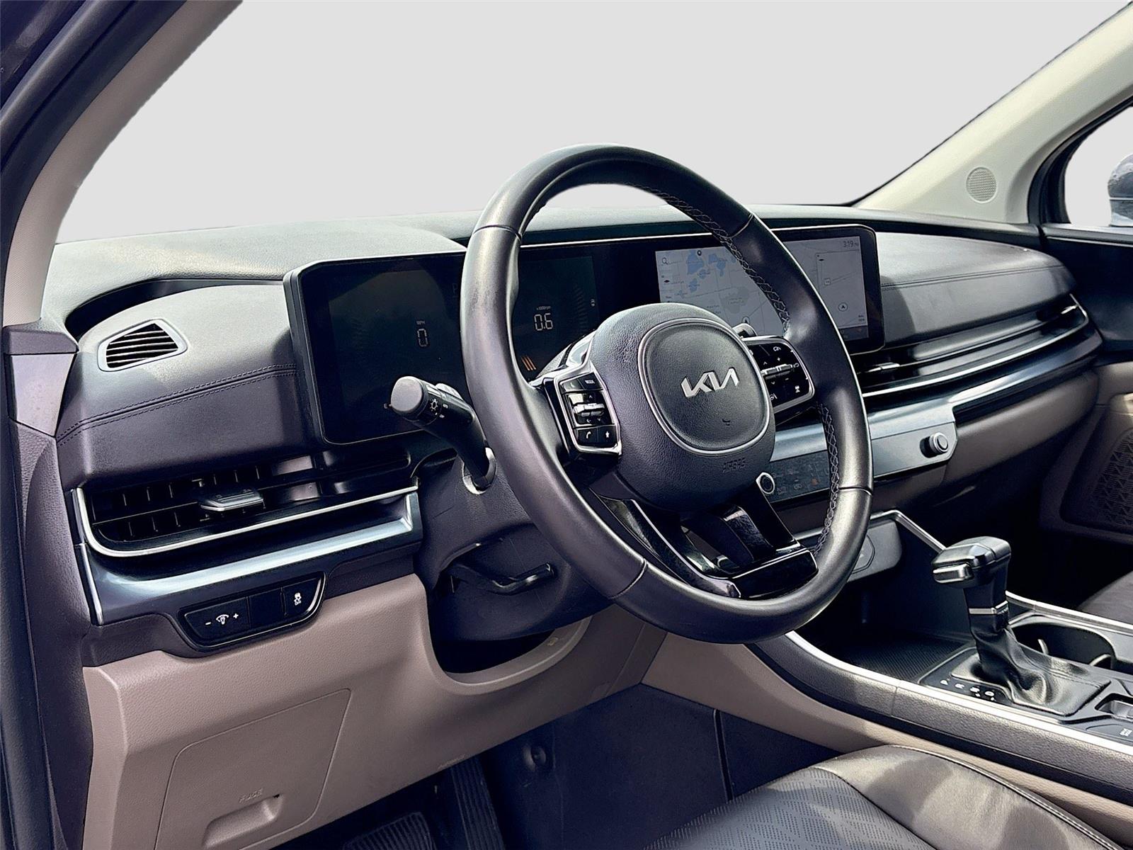 2025 Kia Carnival LXS