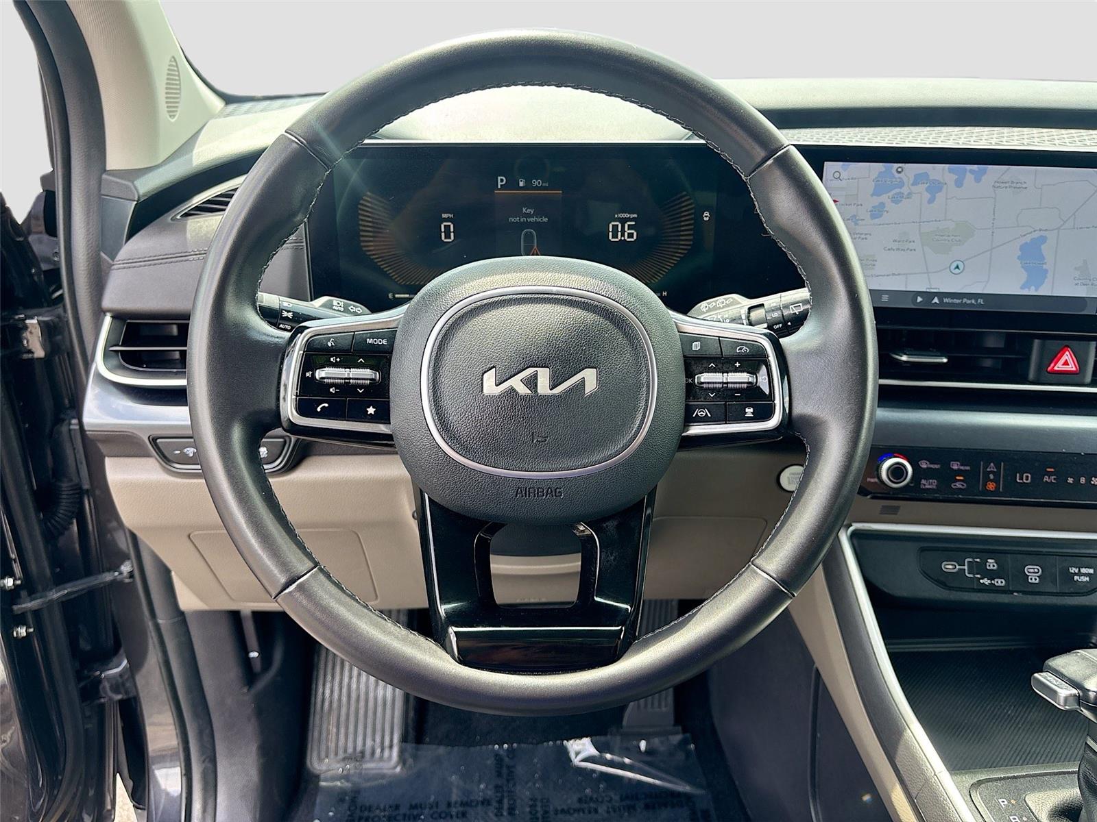 2025 Kia Carnival LXS