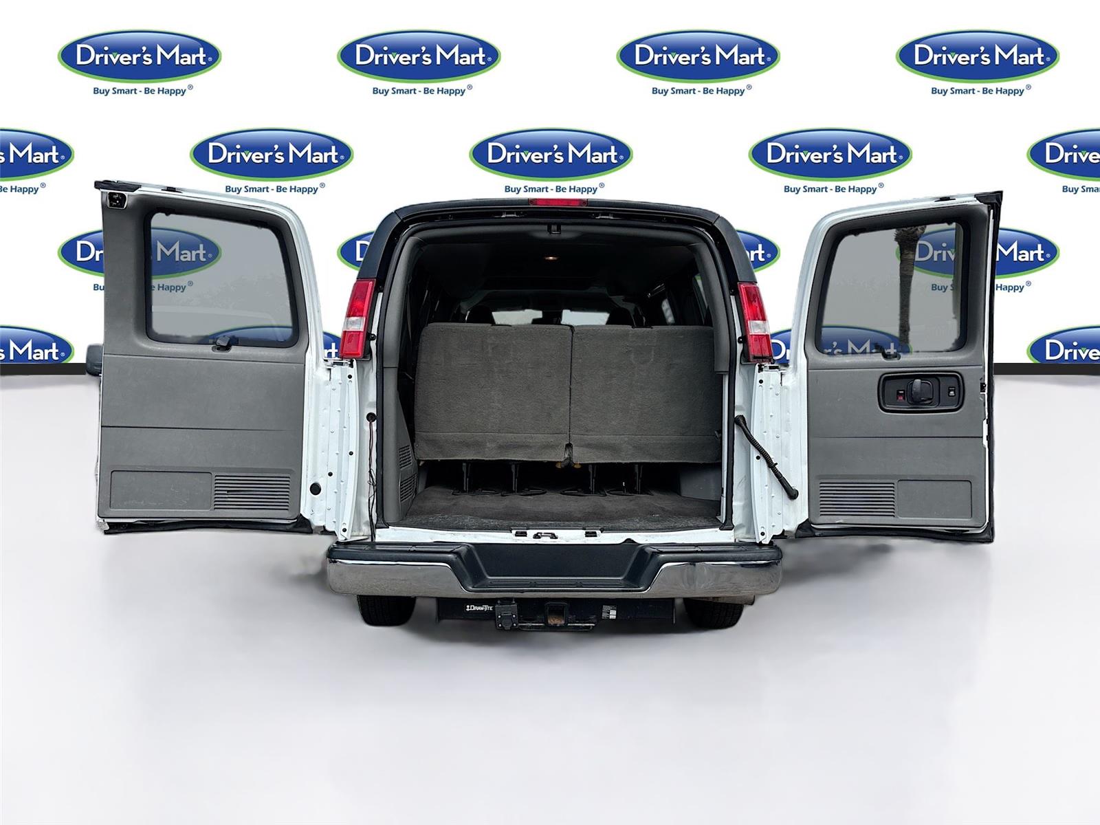 2020 Chevrolet Express Passenger LT