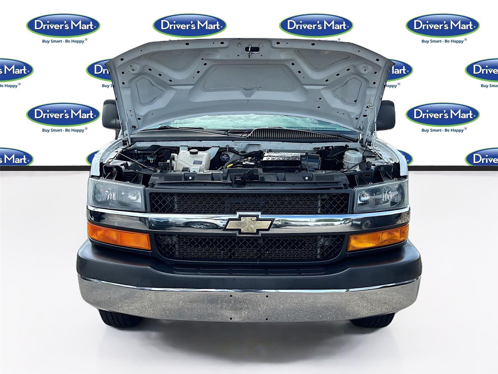 2020 Chevrolet Express Passenger LT