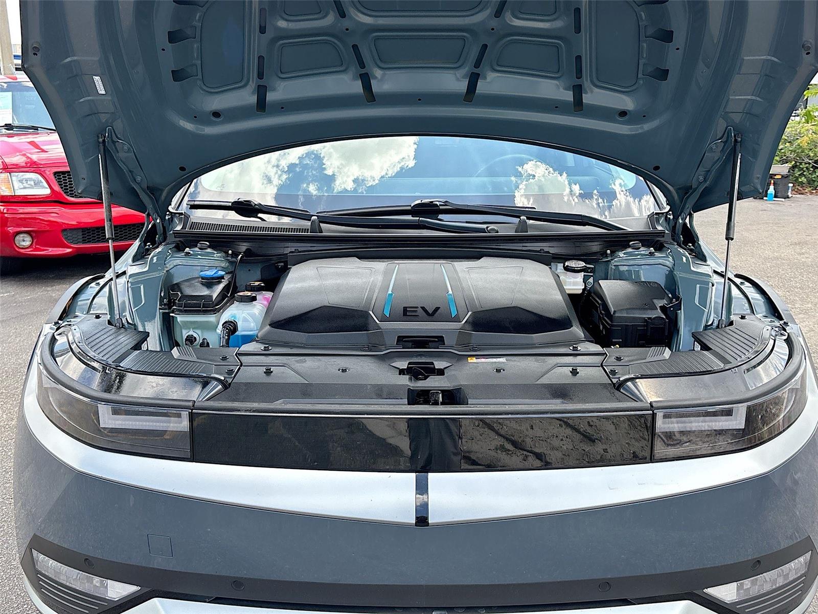 2024 Hyundai IONIQ 5 SEL
