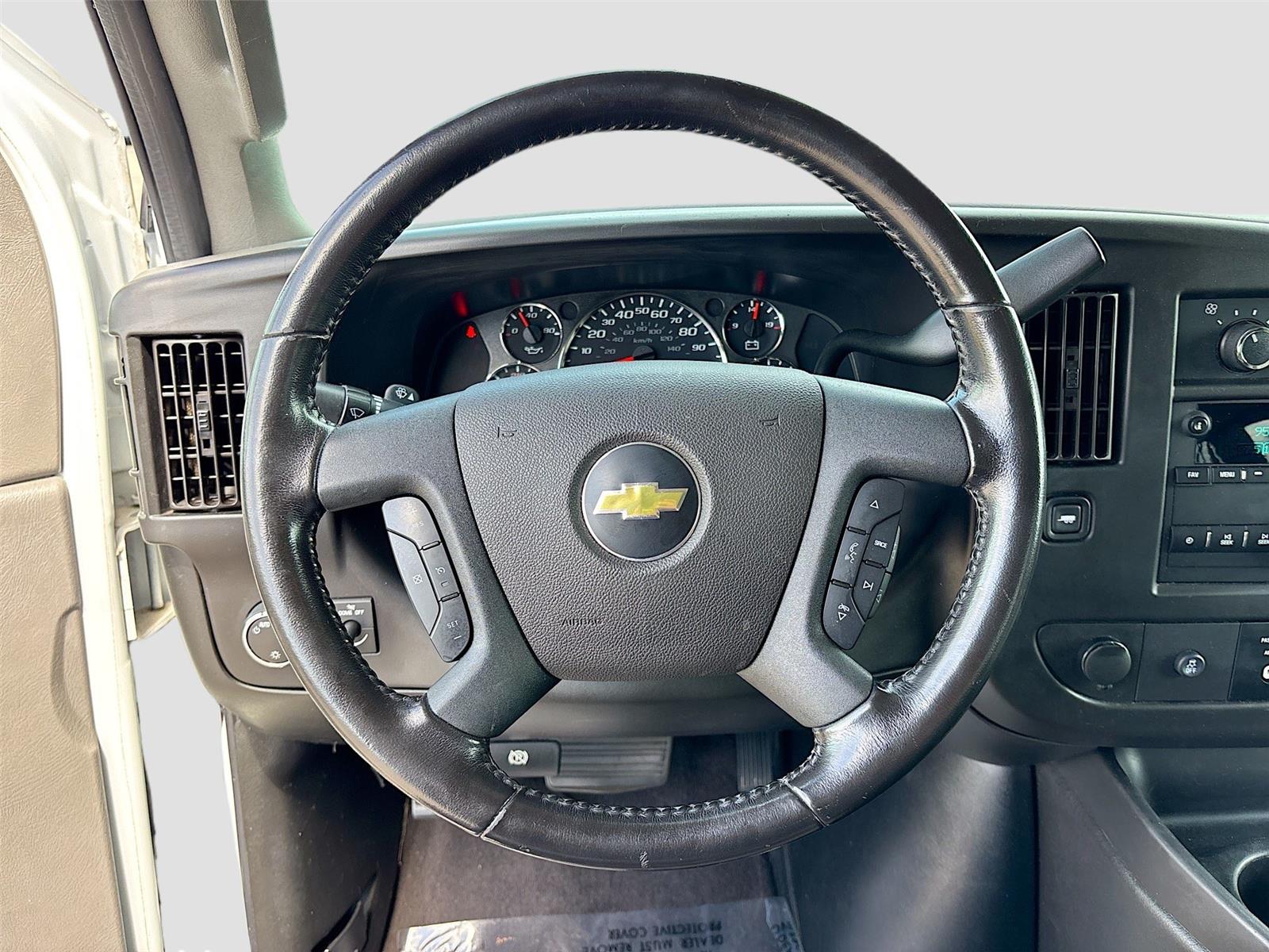 2020 Chevrolet Express Passenger LT