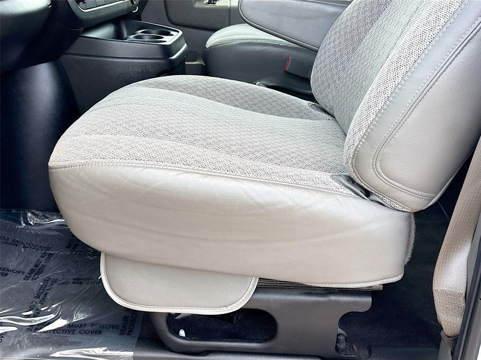 2020 Chevrolet Express Passenger LT