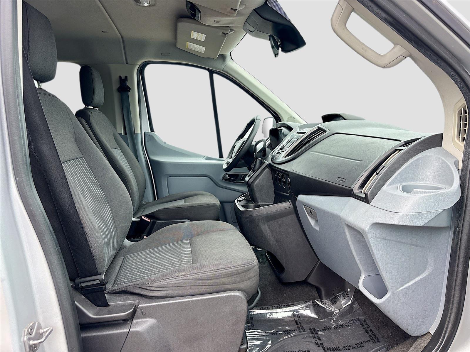 2018 Ford Transit Passenger Wagon XLT