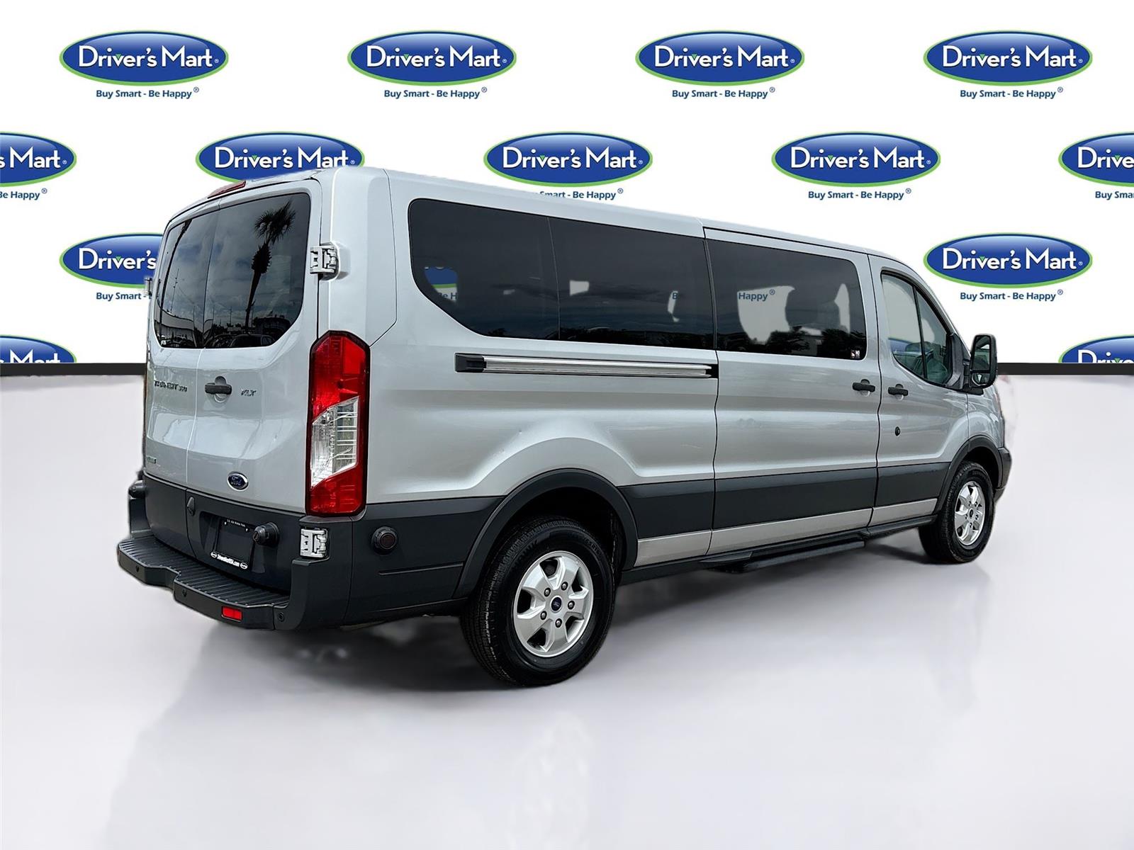 2018 Ford Transit Passenger Wagon XLT