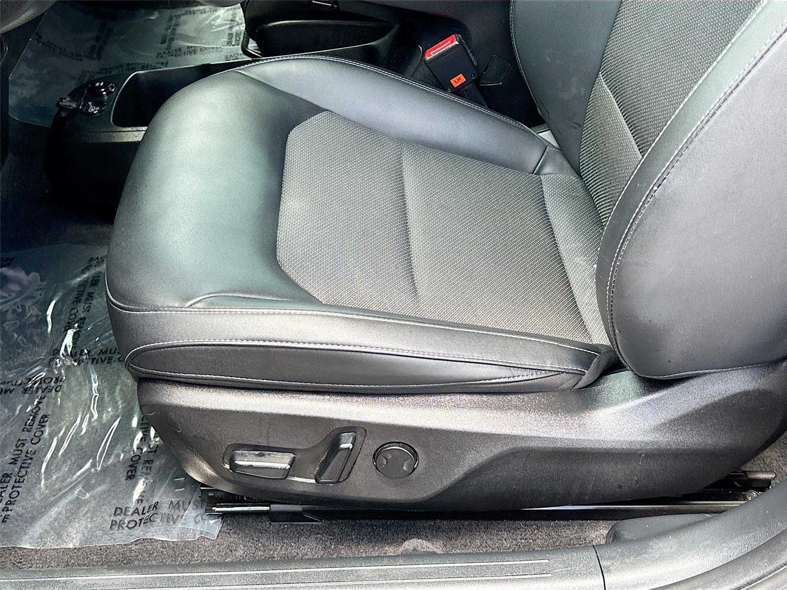 2024 Kia EV6 Light
