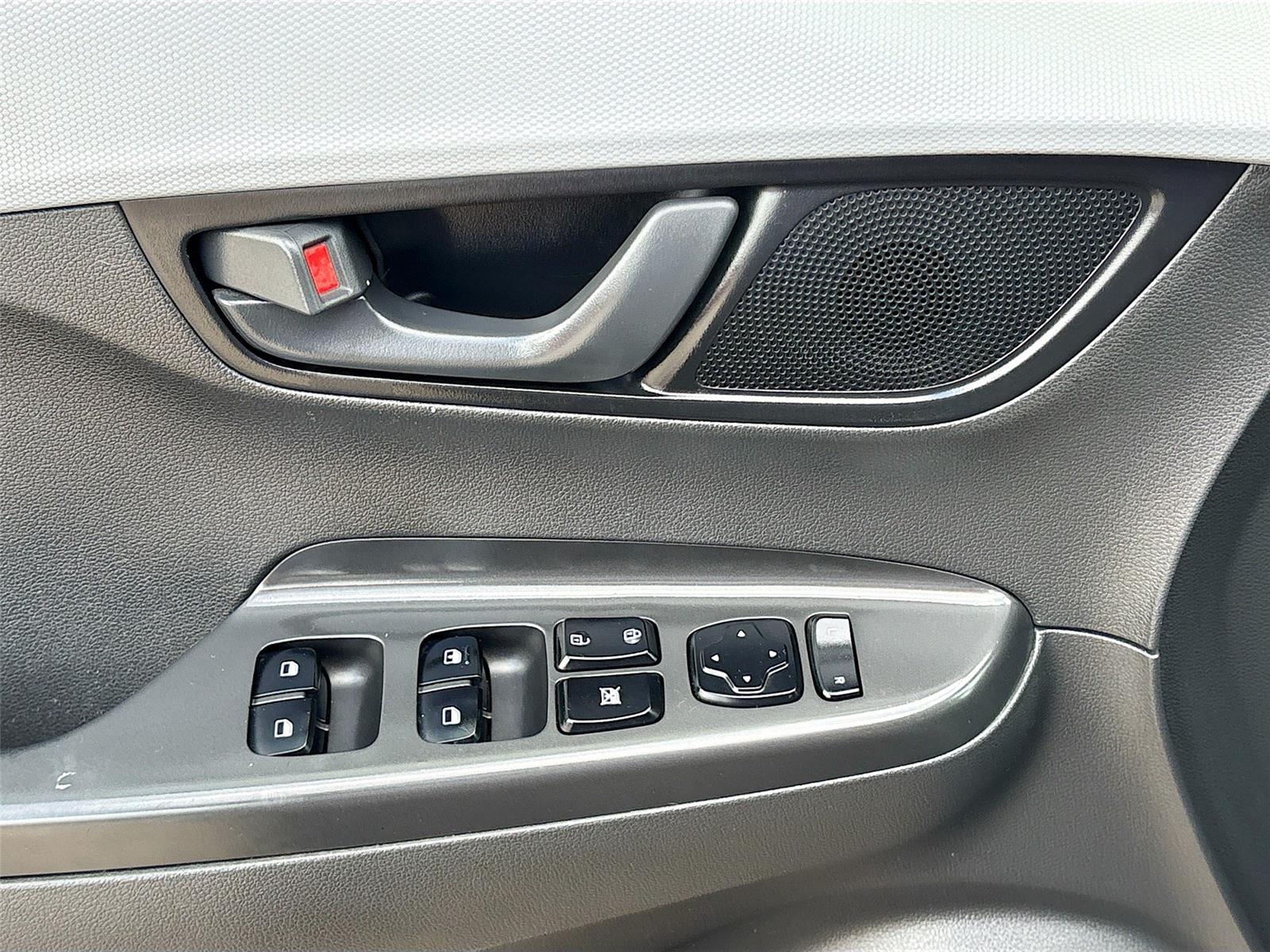 2021 Hyundai Kona SE