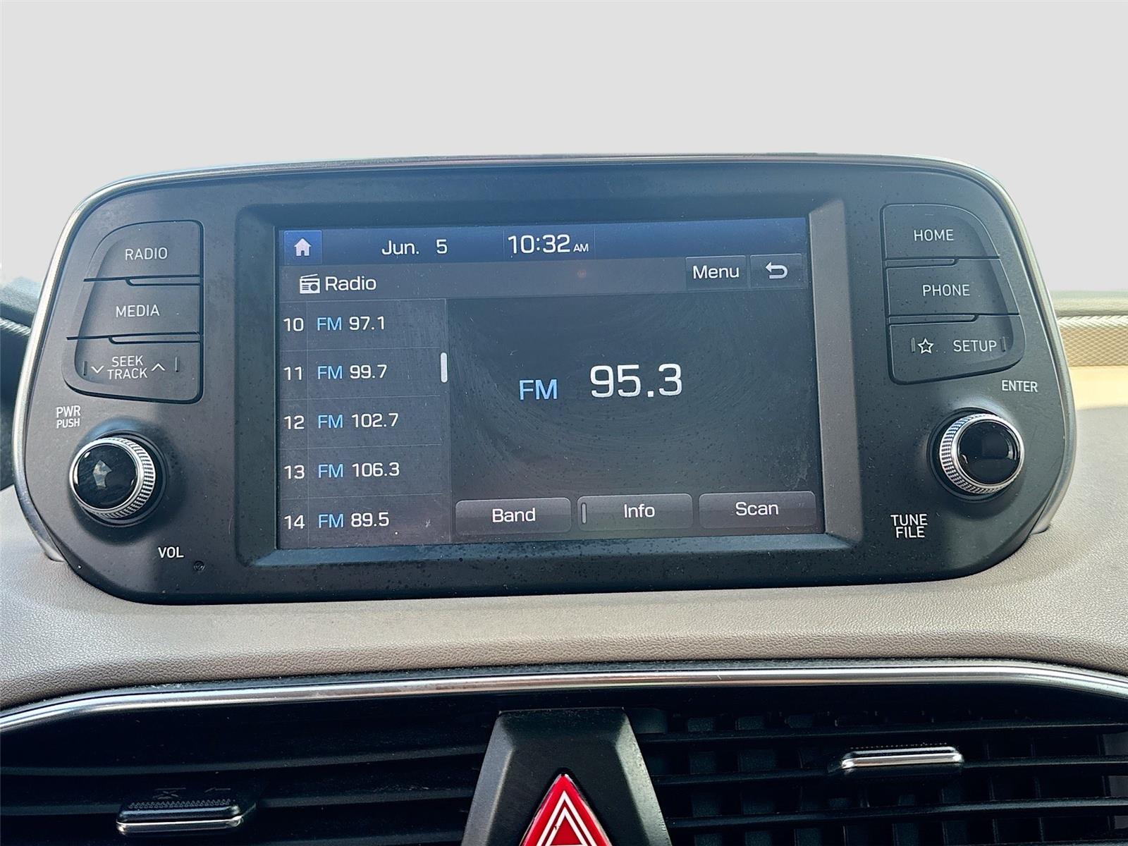 2019 Hyundai Santa Fe SE
