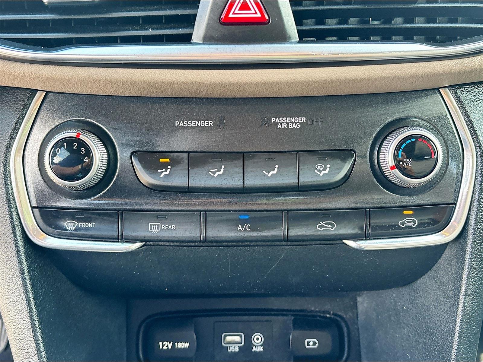 2019 Hyundai Santa Fe SE