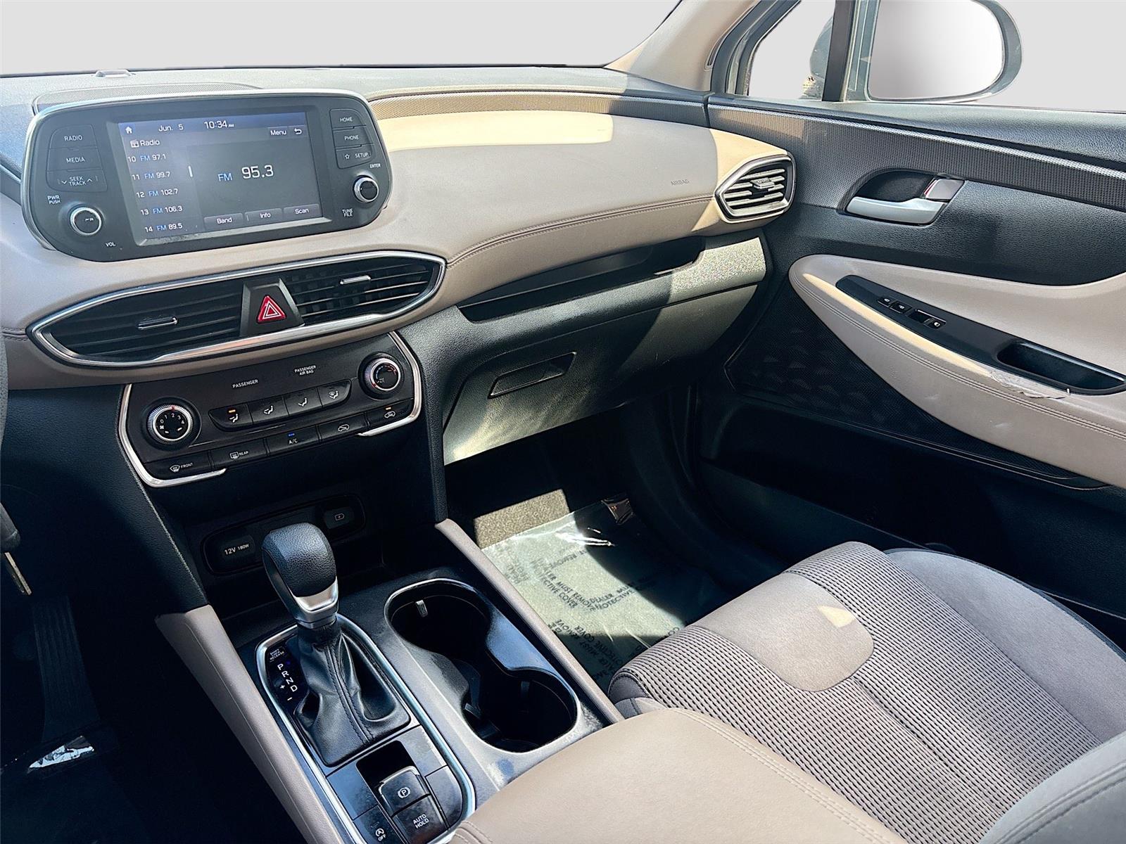 2019 Hyundai Santa Fe SE