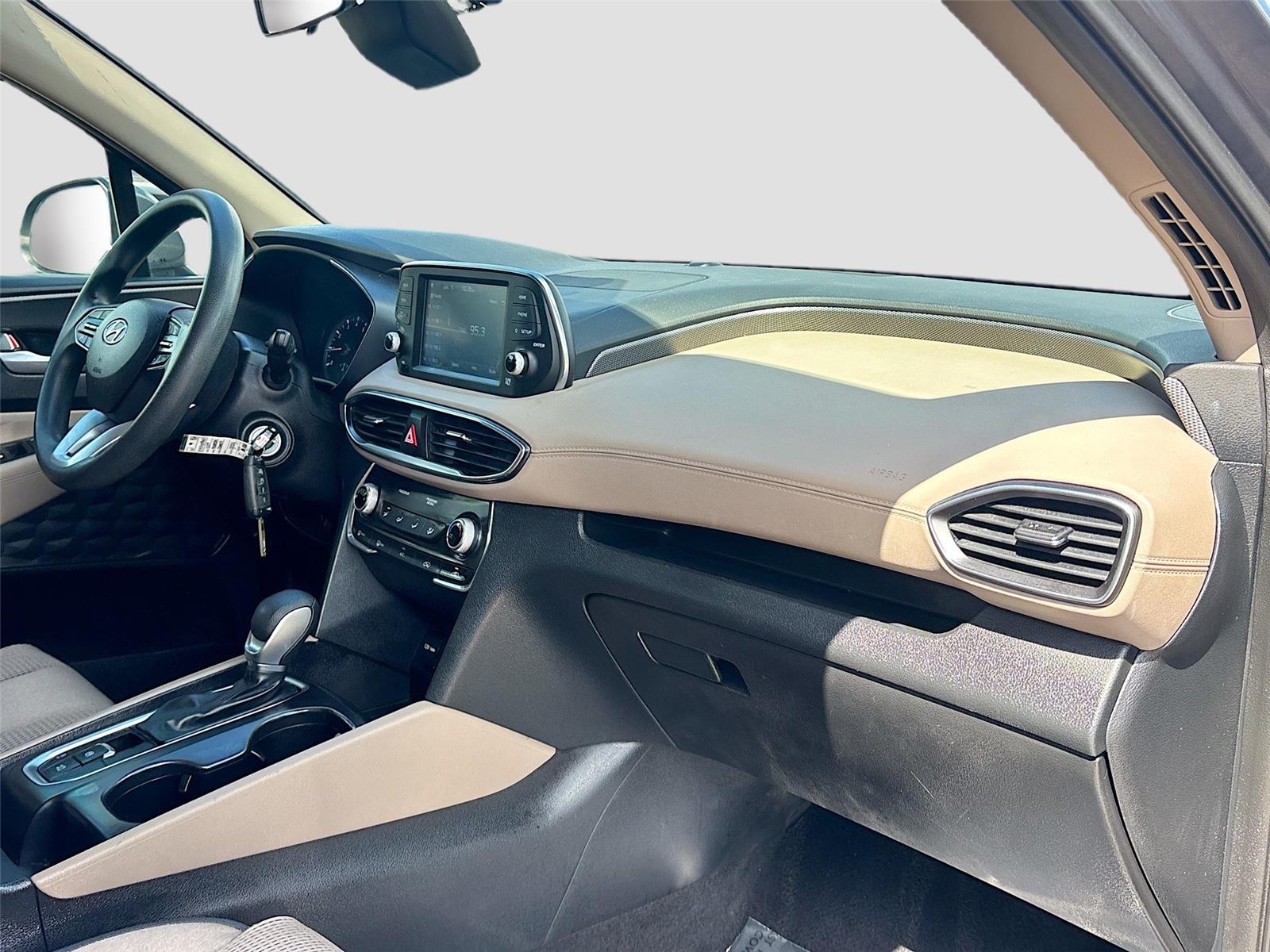 2019 Hyundai Santa Fe SE