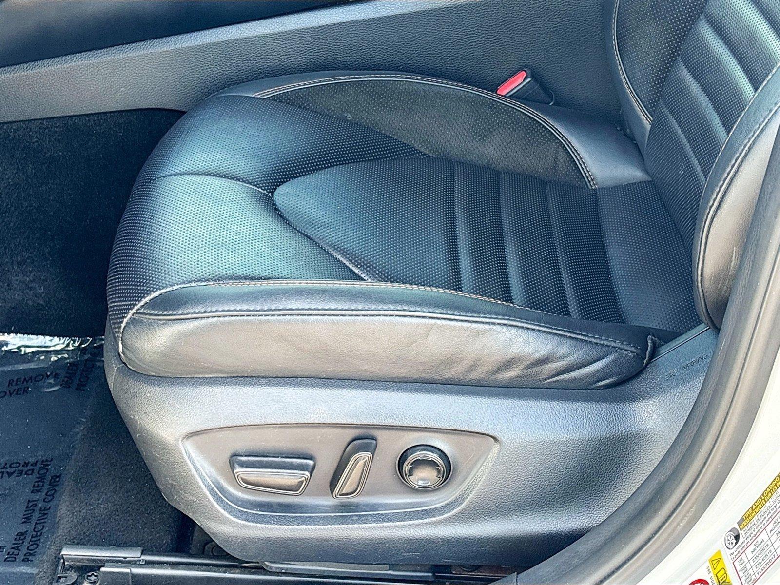 2019 Toyota Avalon Touring