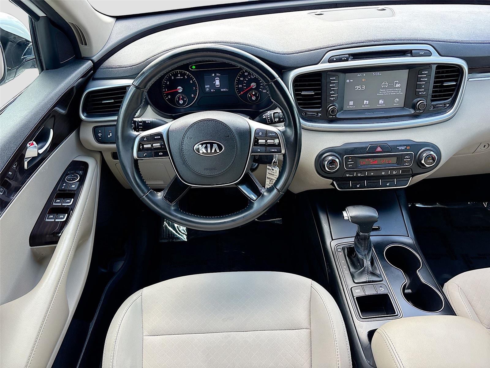 2019 Kia Sorento LX