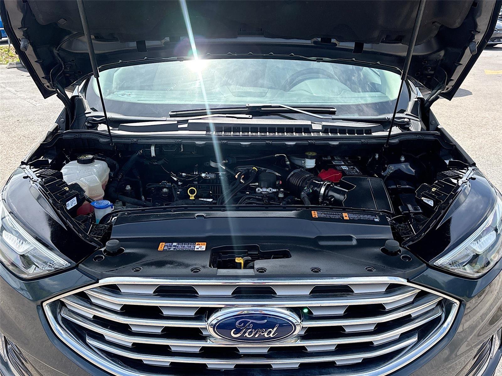 2019 Ford Edge Titanium