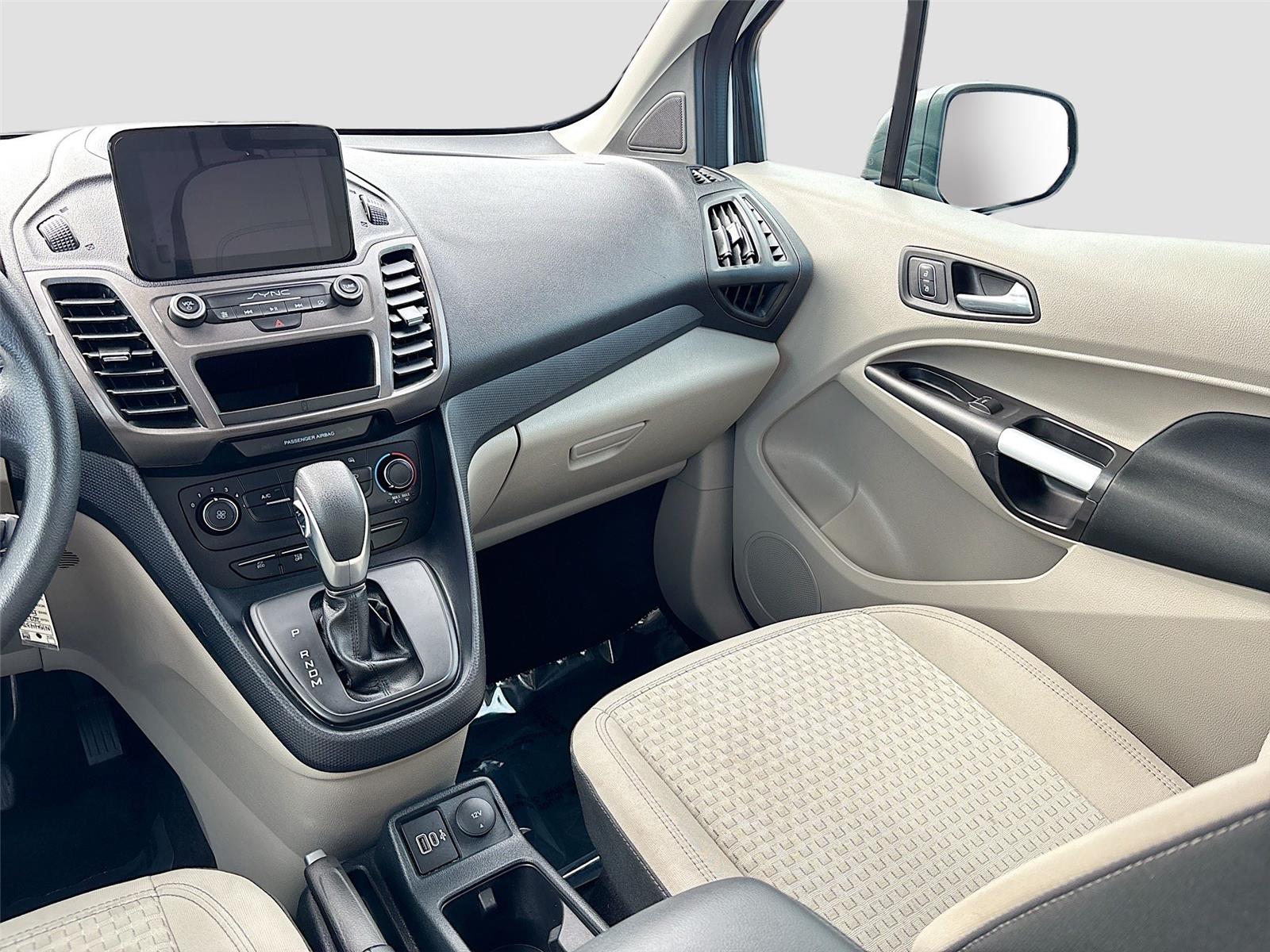 2022 Ford Transit Connect XLT