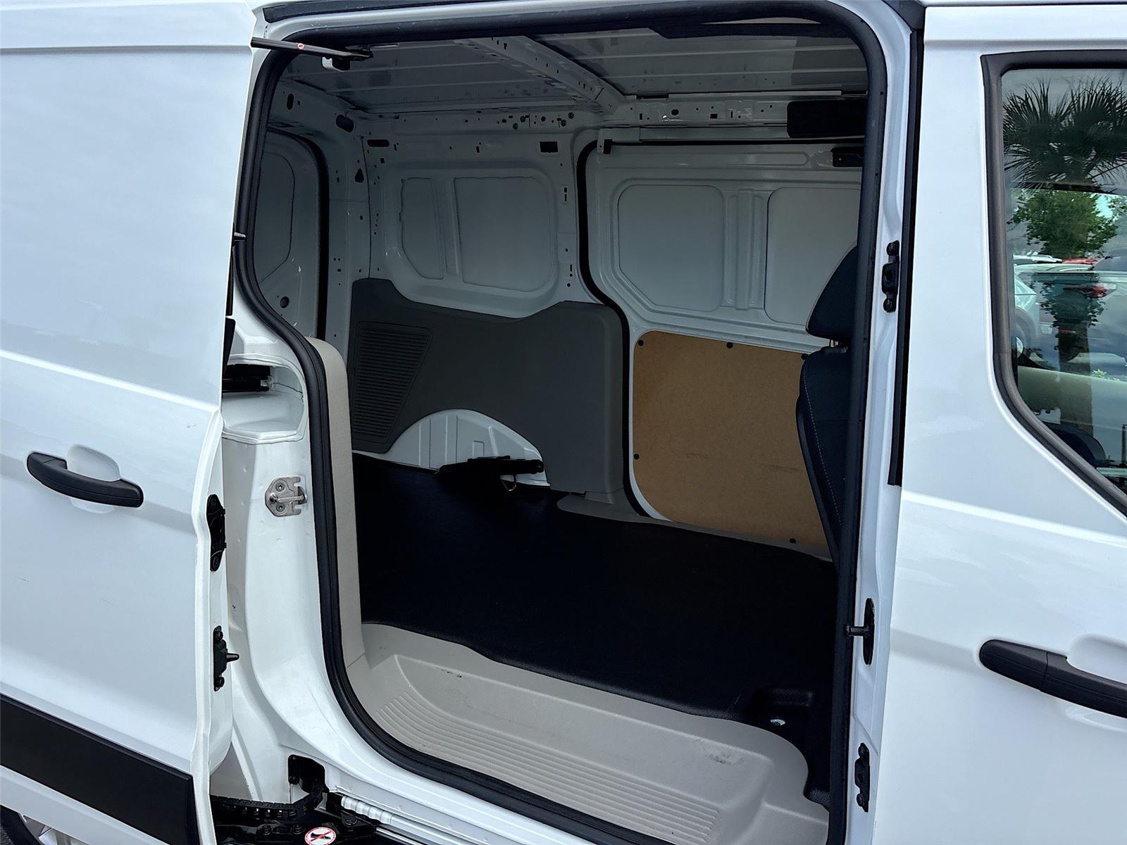 2022 Ford Transit Connect XLT