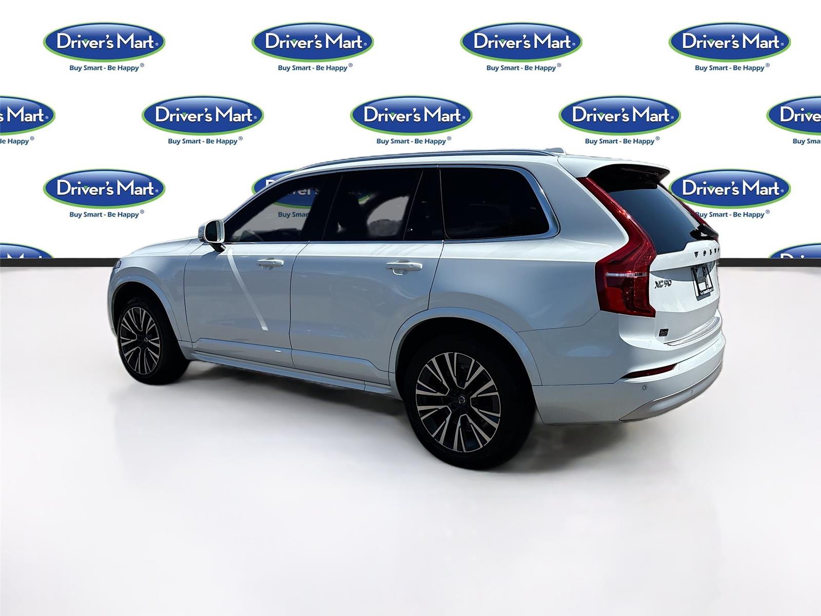2022 Volvo XC90 Momentum